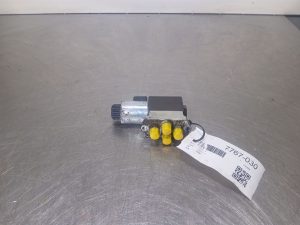 Schaeff SKS634-Argo Hytos RPE3-062C51-NG6 4/2 Valve 12V