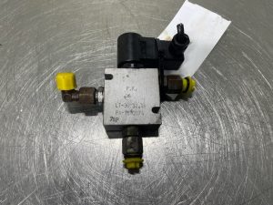 Ahlmann AZ210 23103823 3/2 Valve-Directional Valve-Valve